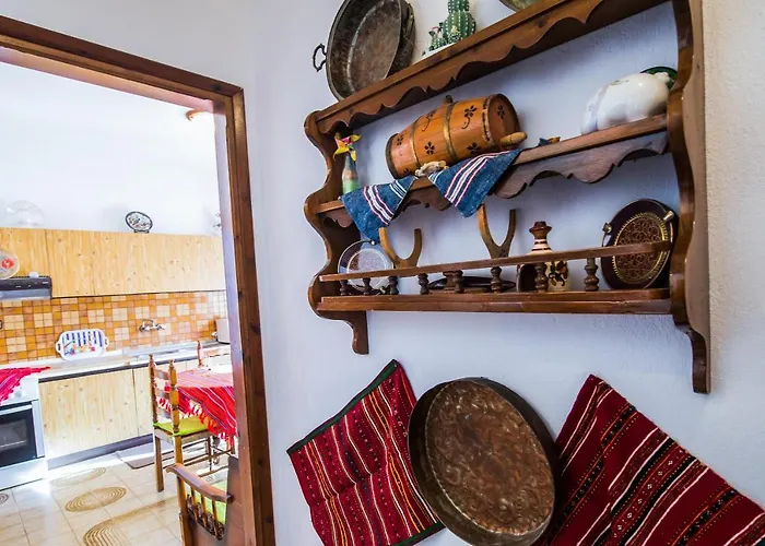 Apostolos House