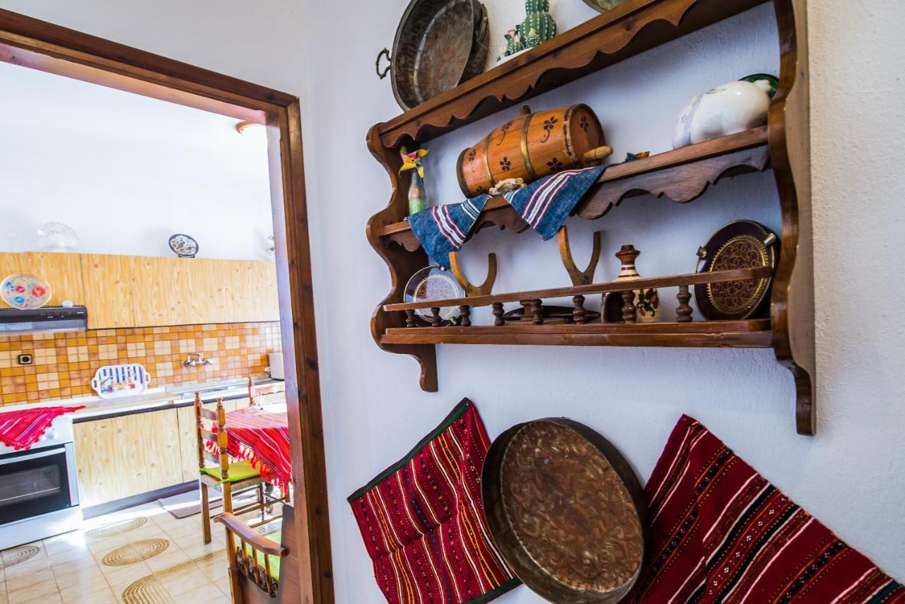 Apostolos House Holiday home *
