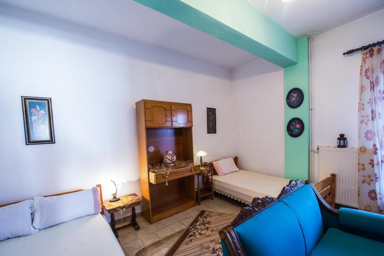 Apostolos House