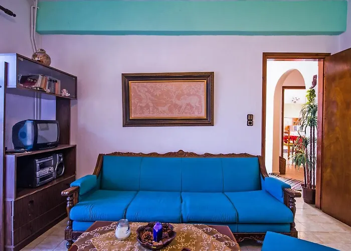 Apostolos House